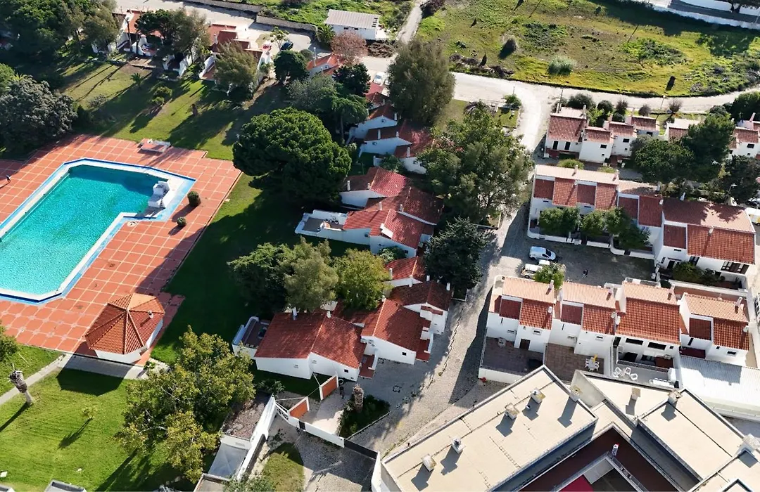 Vilanova - Shared Pool - 12 Guests - Albufeira-1